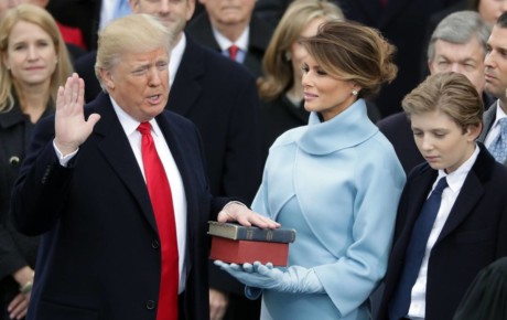 Инаугурационная речь Трампа: реакция в мире, изменение курса и раздел США